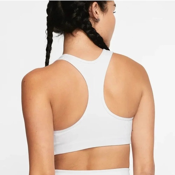 Nike Swoosh Padded Sports Bras Women NWT - Picture 3 of 3